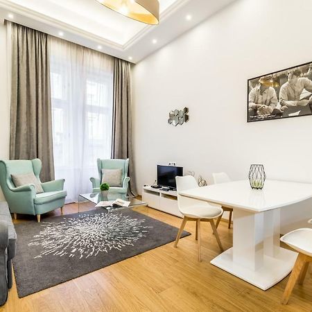 Hello Downtown Apartment - Movie Budapest Ngoại thất bức ảnh