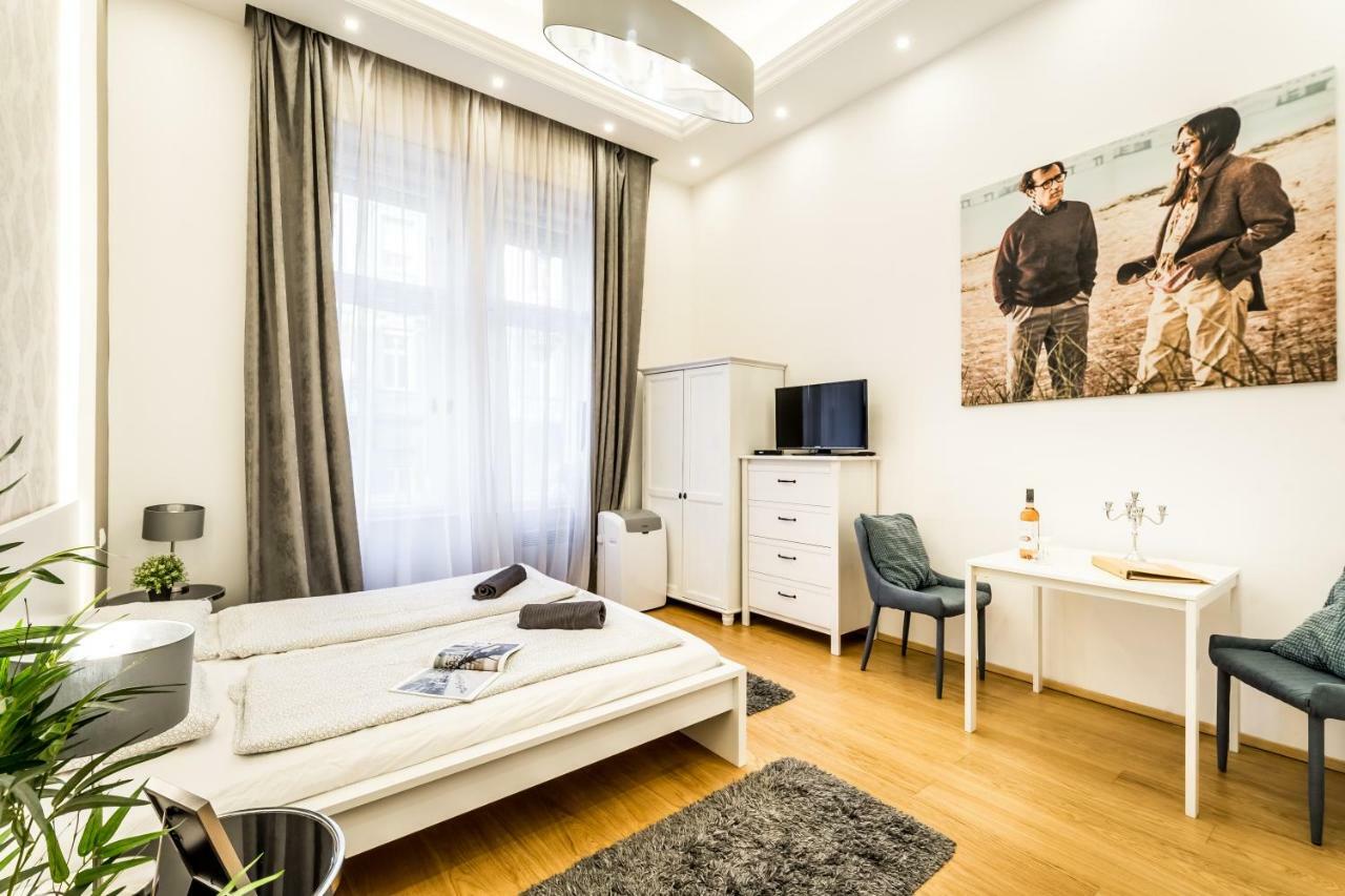 Hello Downtown Apartment - Movie Budapest Ngoại thất bức ảnh